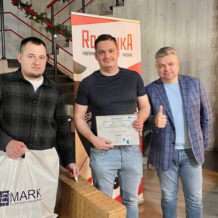 photo_5278674227840094197_x (1).jpg