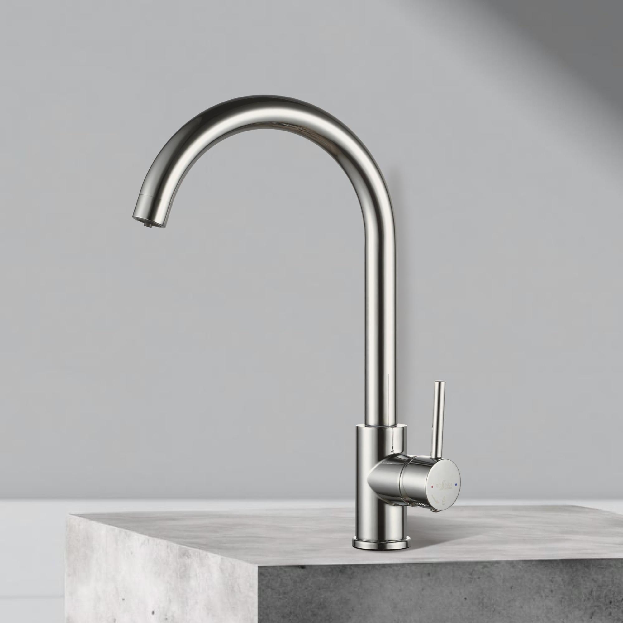 Смеситель Rossinka Z35-36 для кухни с подключением к фильтру питьевой воды